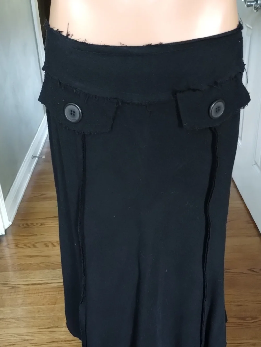 Black Women's Button-Accent Midi Skirt - Picture 2 of 8
